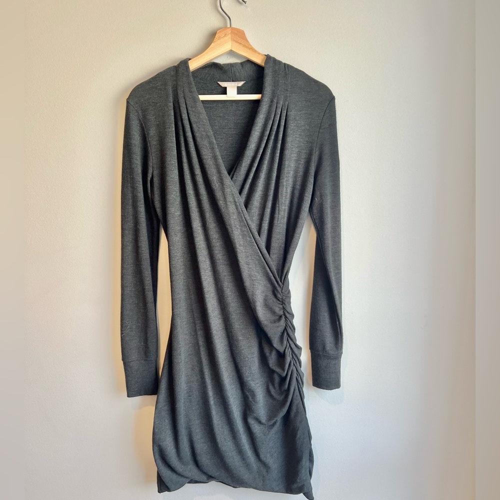 Banana Republic Long Sleeve Side Gather Midi Dress